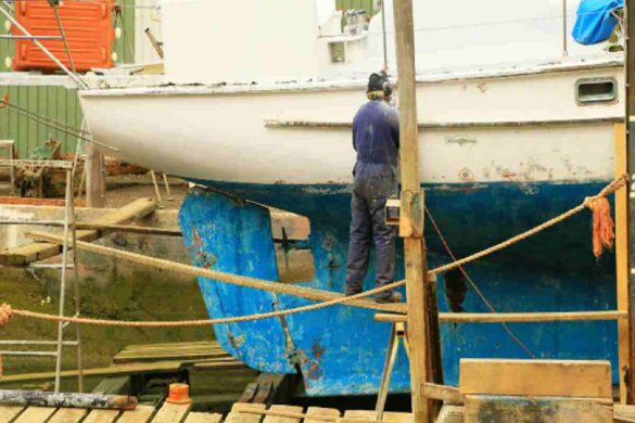 Why Your Boat Demands a Professional Mechanic